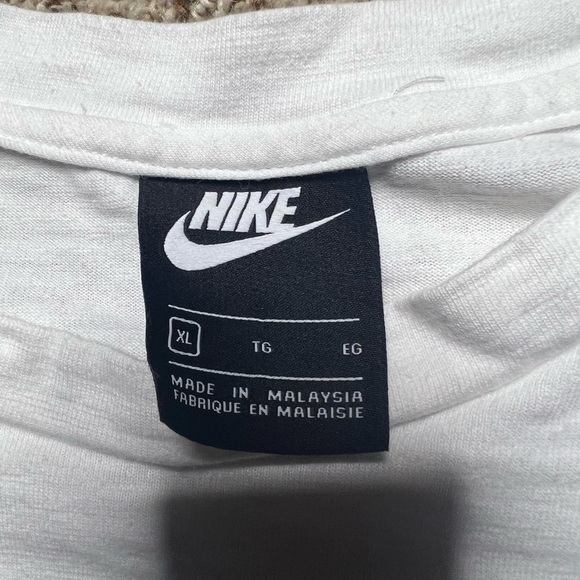 Vintage DEADSTOCK Nike World Tour Rare Crewneck Teeshirt Mens White Size XL - Picture 3 of 11